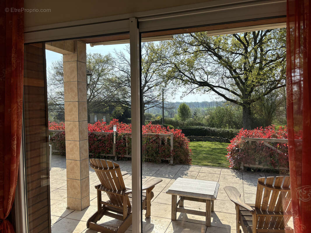 Maison à AUTRY-ISSARDS