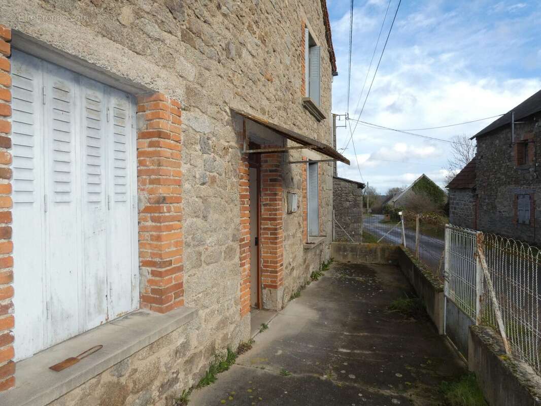 Maison à CHENERAILLES