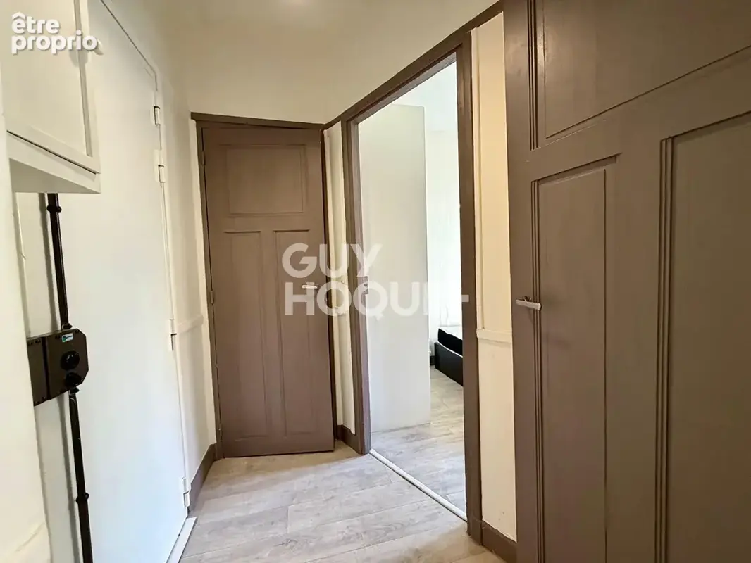 Appartement 2 pièces à vendre à Vanves - Proche métro Ligne 13 et gare Vanves-Malakoff - photo 6