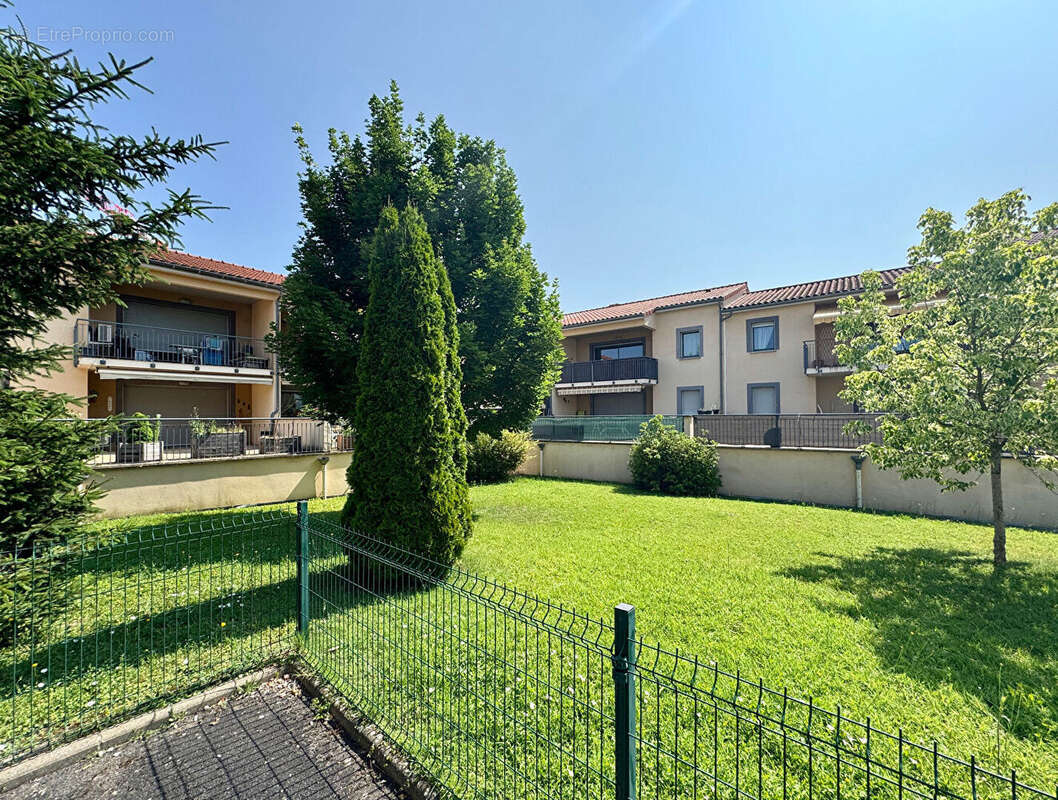 Appartement à PONT-DU-CHATEAU