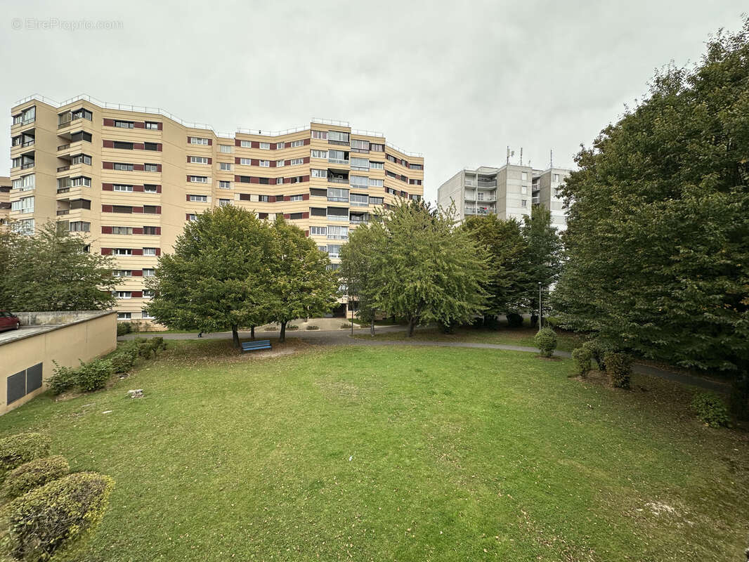 Appartement à CHAMPS-SUR-MARNE