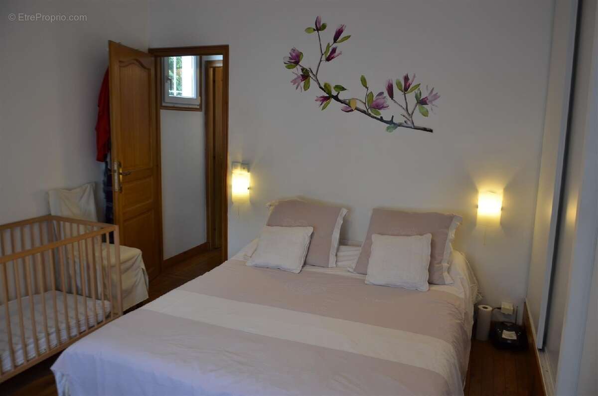 Autre à CHAMPIGNY-SUR-MARNE