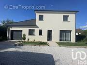 Photo 1 - Maison à LE VAUDREUIL