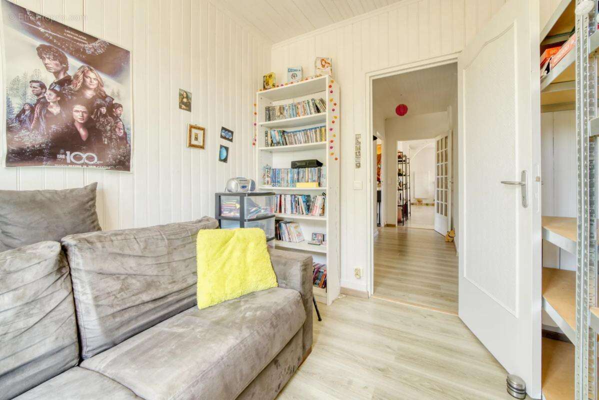 Maison de 6 pièces de 176 m² à Bussac-sur-Charente - photo 14