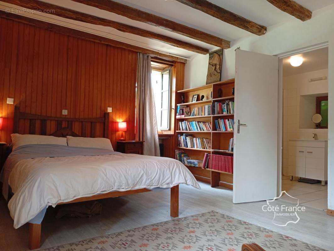 Propriété de charme en pierre avec piscine et grange authent - photo 14