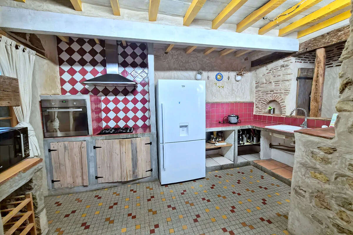 Maison à VILLENEUVE-DE-MARSAN