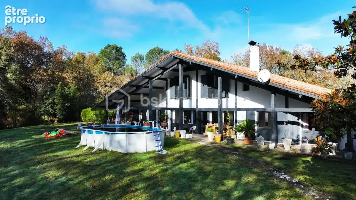 Maison landaise rénovée de 263 m2 à 10 minutes de TARTAS - photo 1