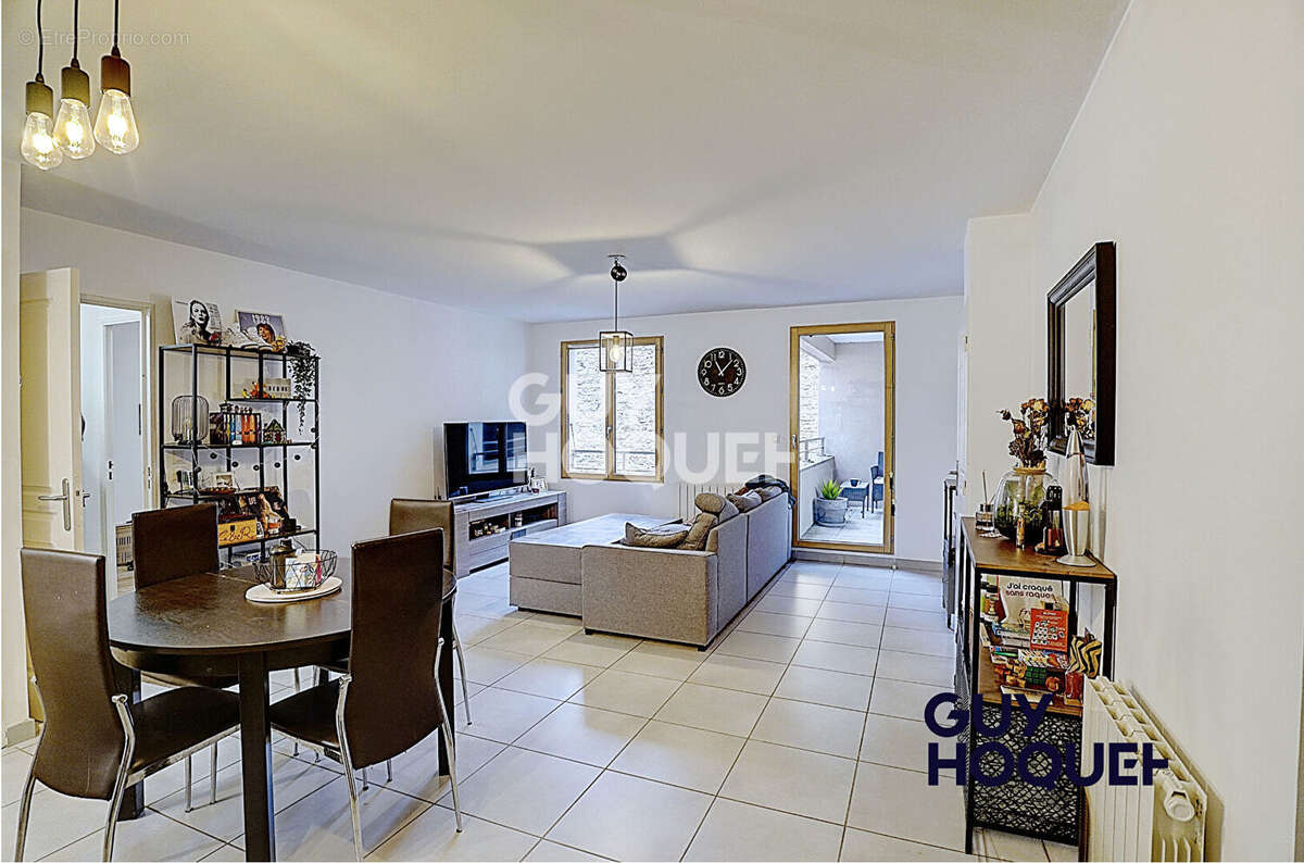 Appartement à SAINT-CYR-AU-MONT-D'OR