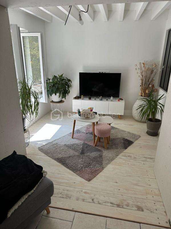 Maison à DONNEMARIE-DONTILLY