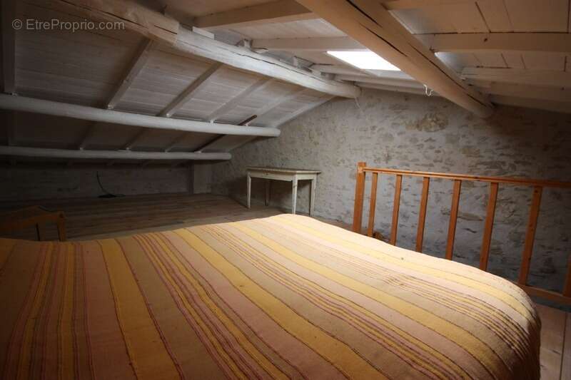 Dpt Ain (01), à vendre TORCIEU grangeon en pierres P2 d'environ 40 m² et terrain de 4362 m² - photo 8