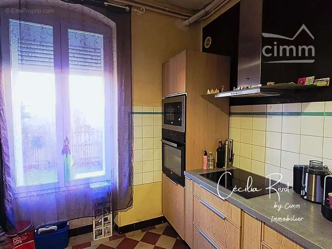 Appartement à SAINT-YZAN-DE-SOUDIAC