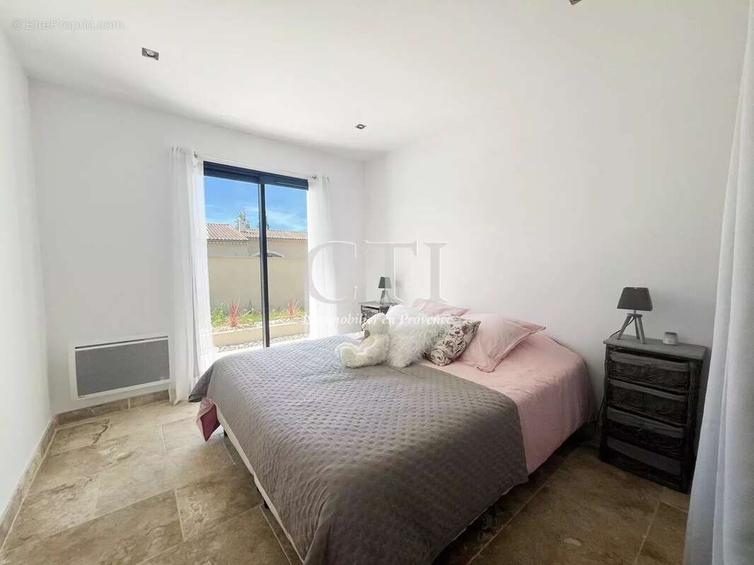 Maison à VAISON-LA-ROMAINE