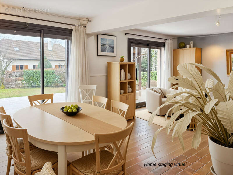 Maison à PREVESSIN-MOENS