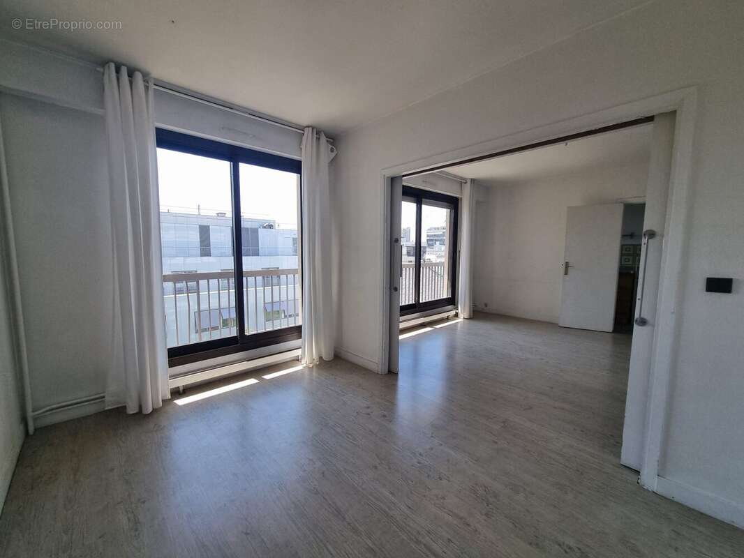 Appartement 39 m² à Paris-15e  - photo 2