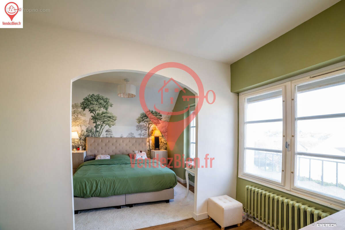 Maison à SAINT-DOULCHARD