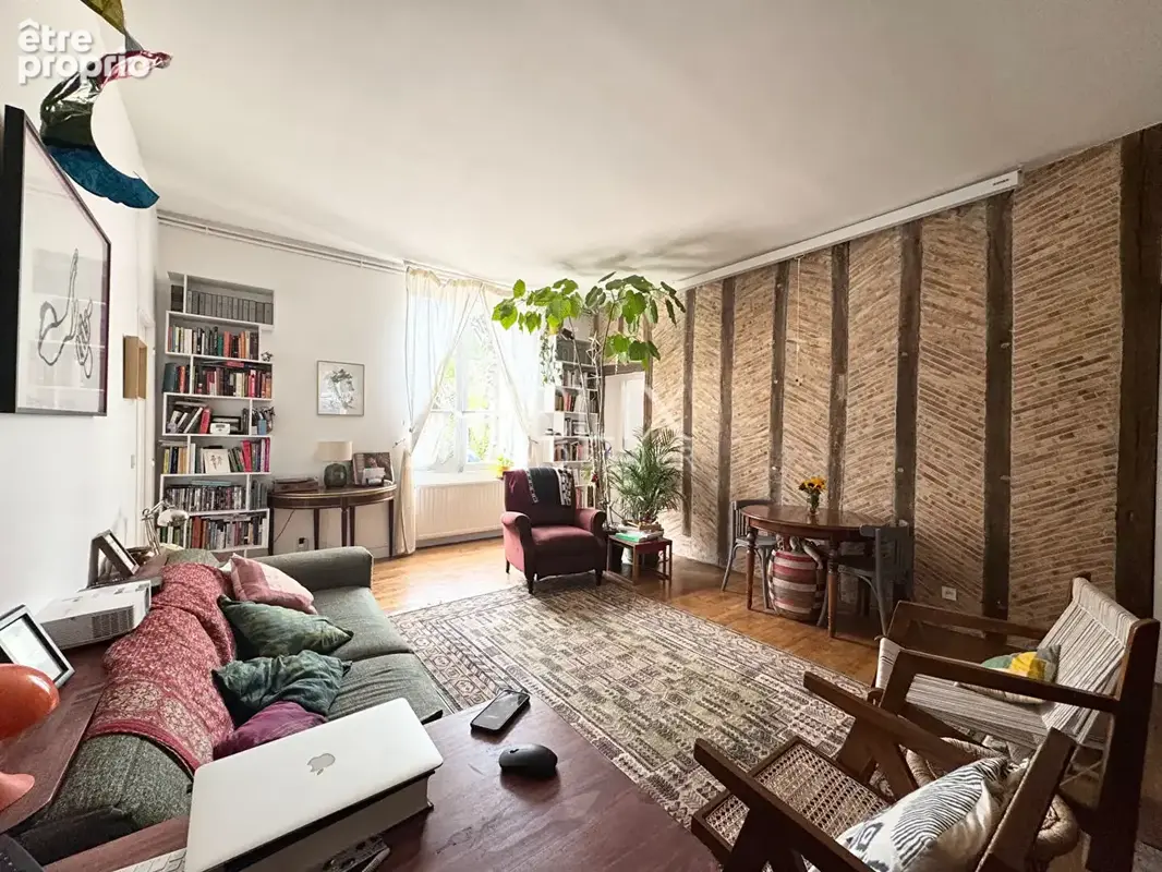 Appartement 81,58 M² "esprit maison"  chambre 15,34  M²  bureau 8,69 M² parking à Saint Germain en Laye, à 3 mn du RER - photo 3