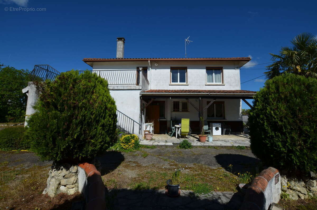 017 - Maison à DURAN
