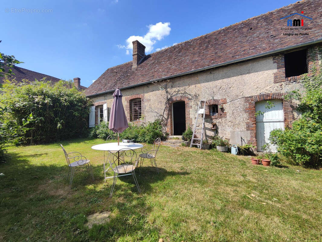Maison à LONGNY-AU-PERCHE