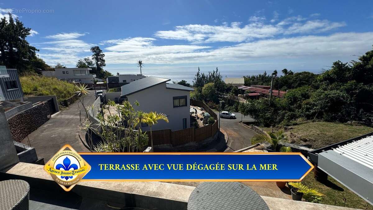 Maison à SAINT-DENIS