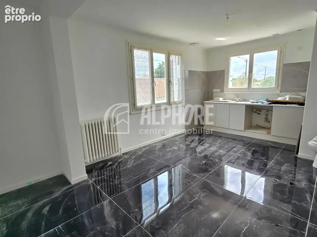 Maison spacieuse 194m² - 7 chambres - Les Sorinières Bourg - photo 3