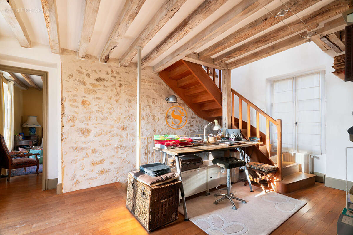 Maison à LAMORLAYE