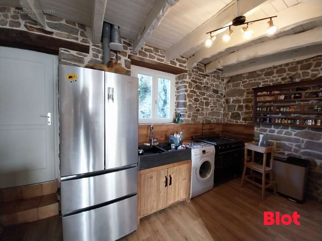 Maison à SAINT-PIERRE-DE-PLESGUEN