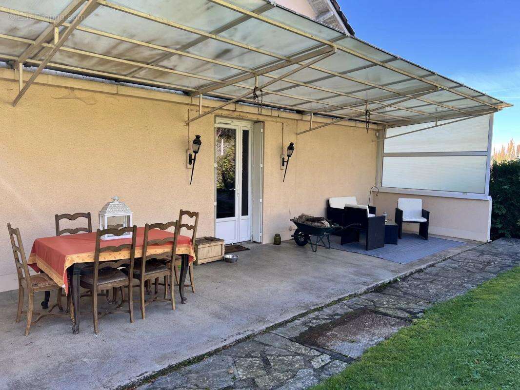 Maison à SAINT-MESMIN