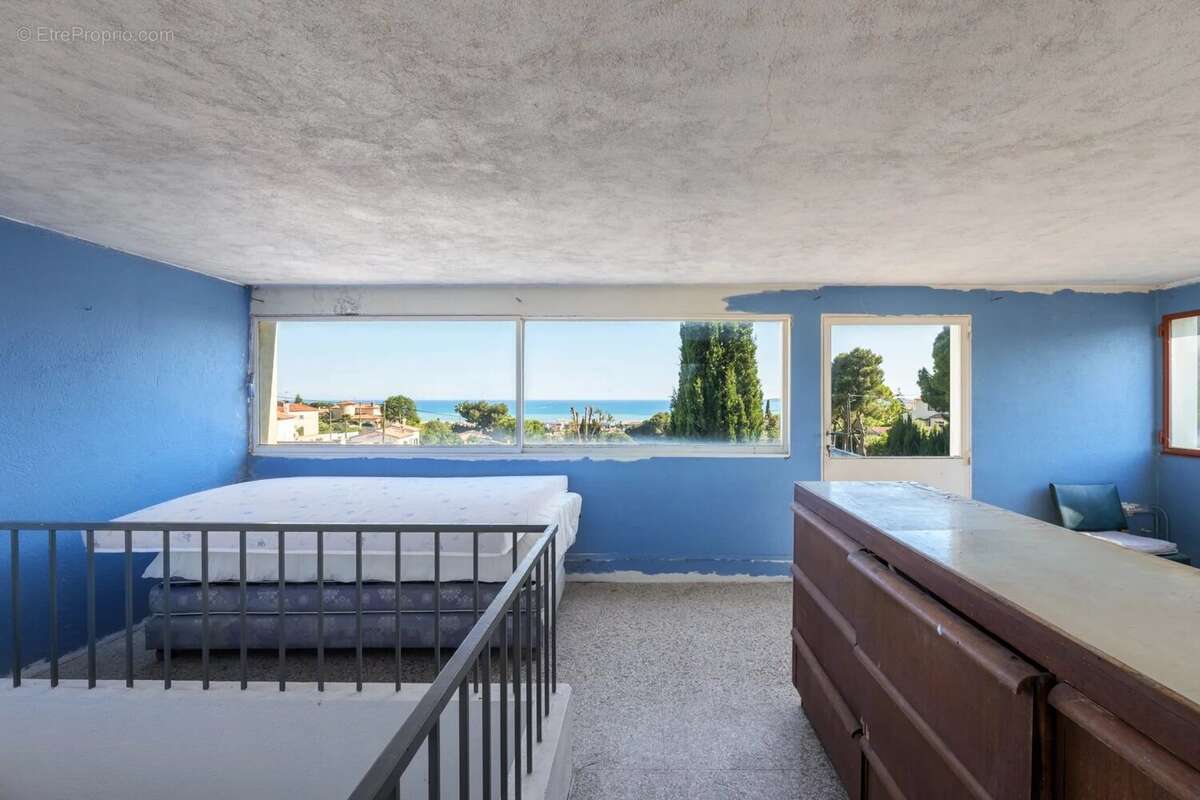 Maison à CAGNES-SUR-MER