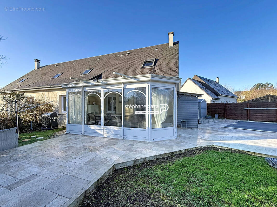 Maison à AZAY-SUR-CHER