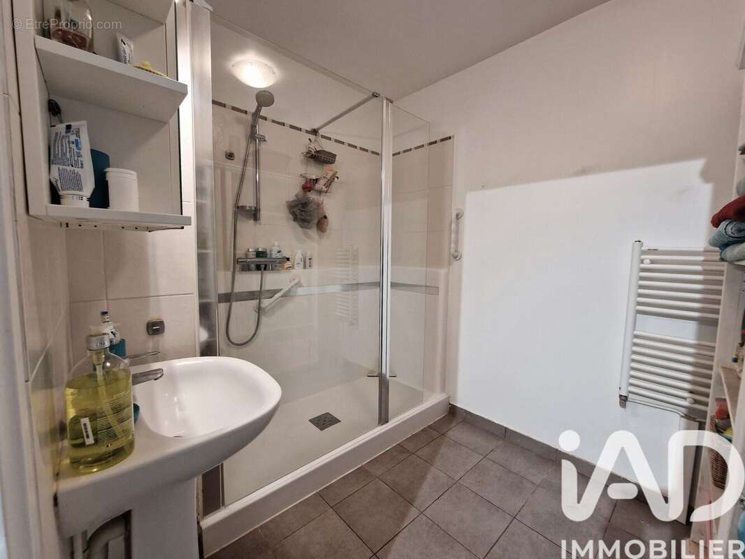 Photo 8 - Appartement à SAINT-PIERRE-DU-PERRAY