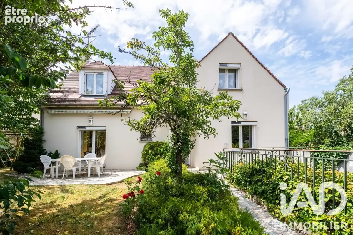 Photo 1 - Maison à FONTENAY-LE-FLEURY
