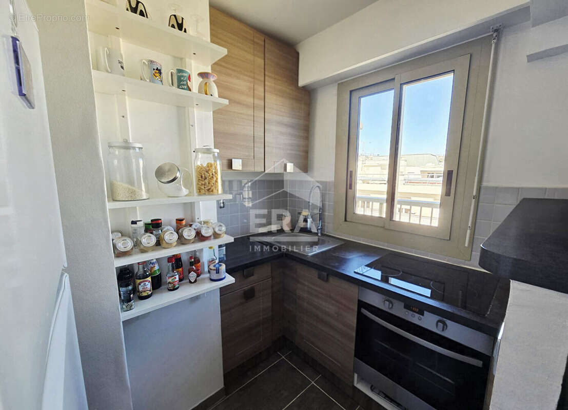 Appartement à SAINT-LAURENT-DU-VAR