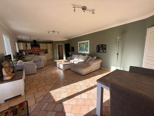 Maison à RIOUX-MARTIN