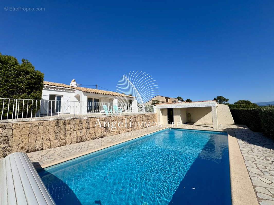 Maison à FREJUS