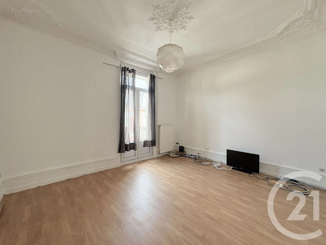 Maison à SAINT-QUENTIN