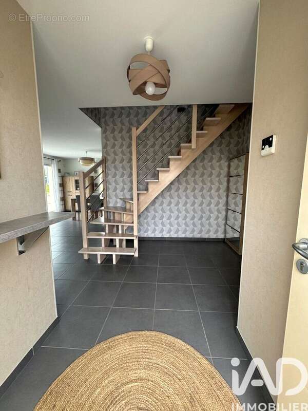 Photo 2 - Maison à PIERRY