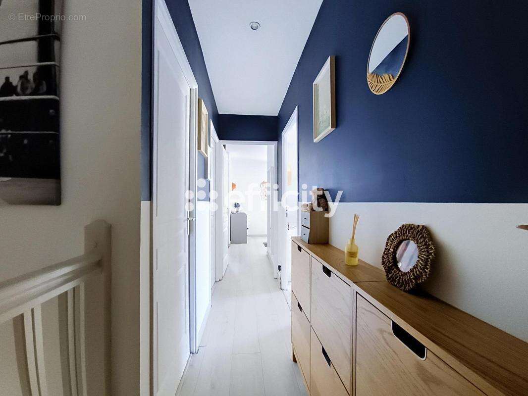 Appartement à SAINT-GRATIEN