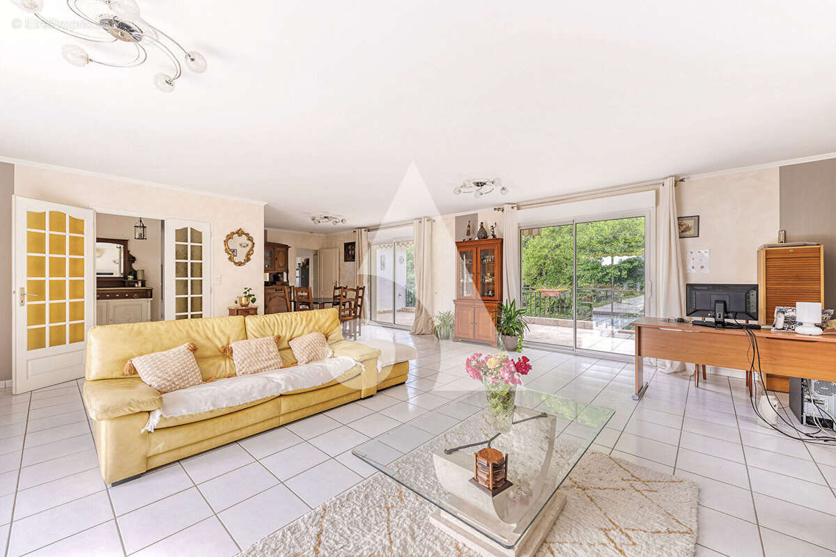 Maison à SAINT-DENIS-DE-PILE