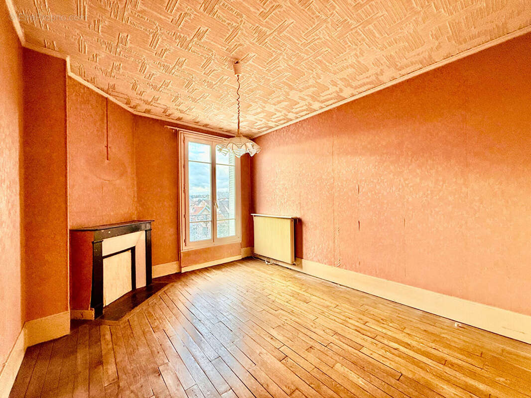 Appartement à CHOISY-LE-ROI