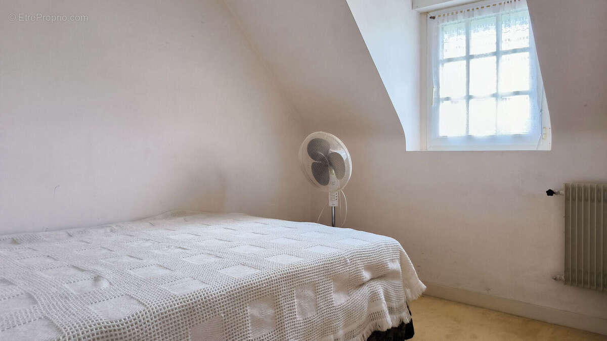 Melgven - Maison familiale de 5 chambres avec vie de plain pied - photo 12