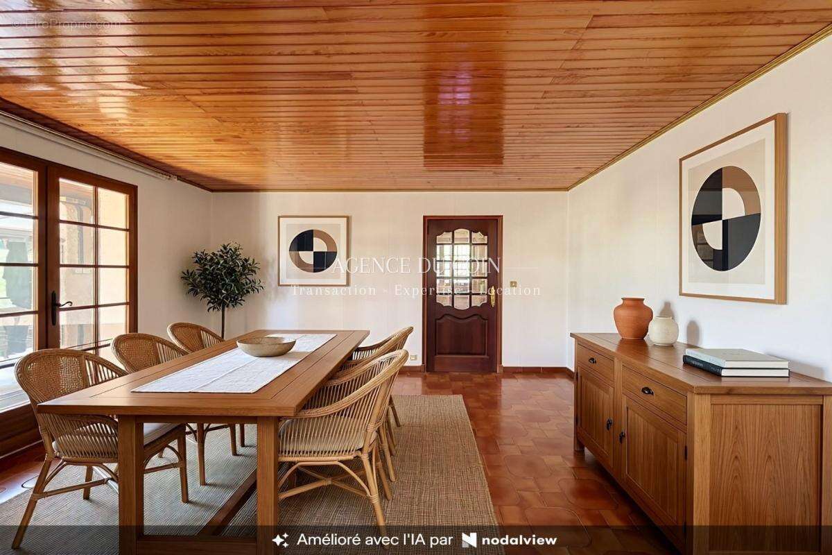 Venez découvrir cette splendide maison individuelle située d - photo 3
