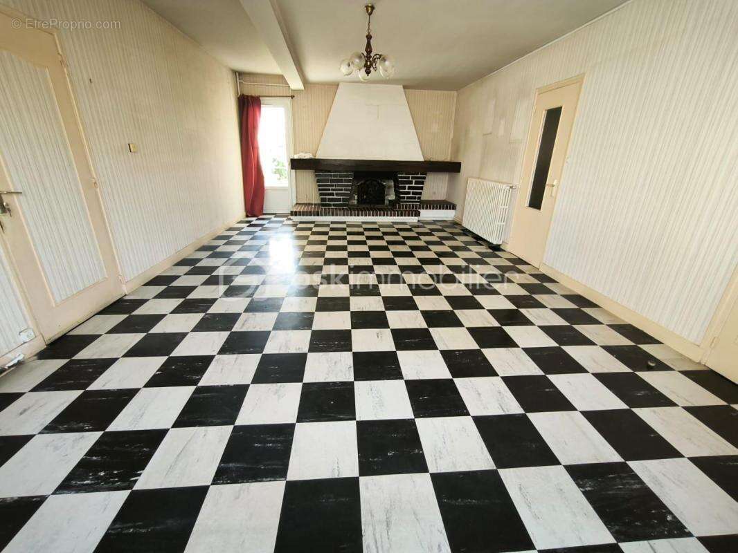 Maison à CHATEAU-RENAULT