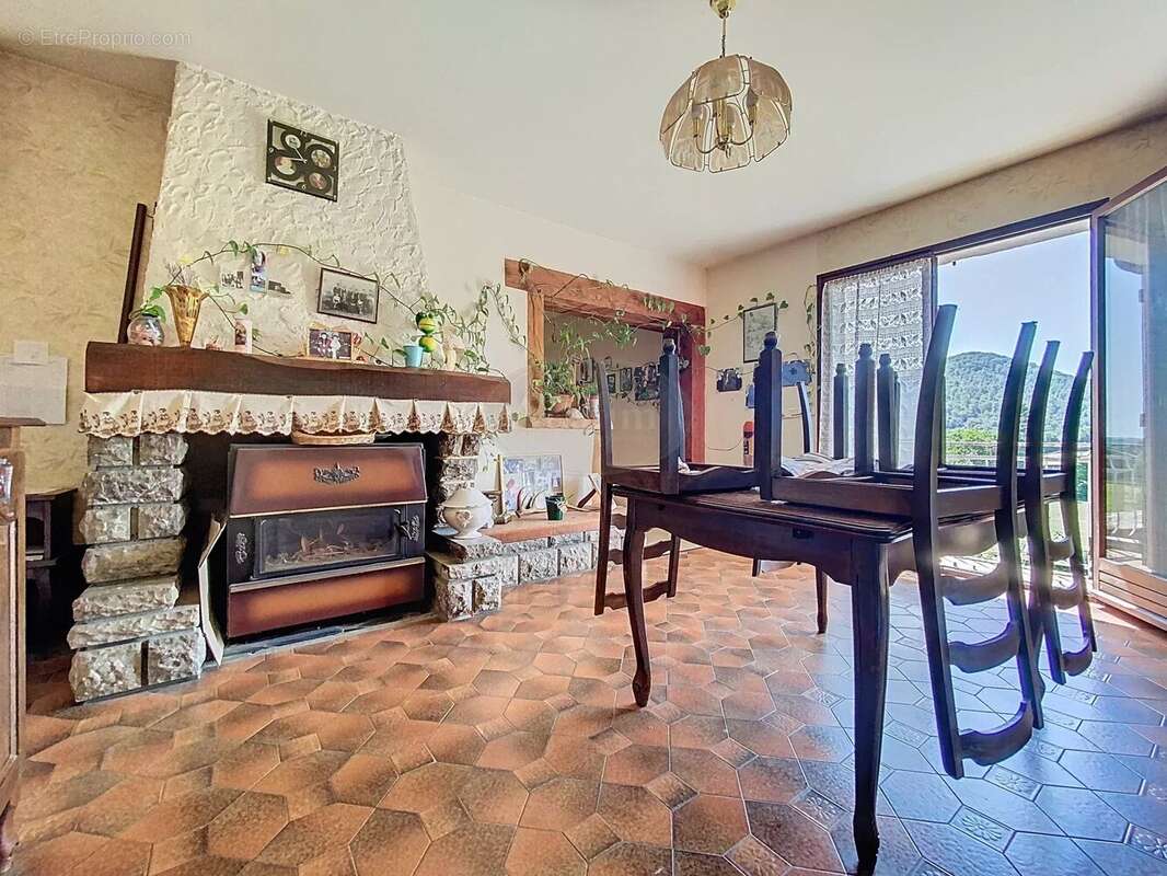 Maison à ENCAUSSE-LES-THERMES