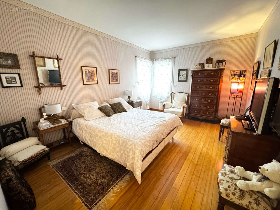 Maison à SAINTE-FOY-LES-LYON