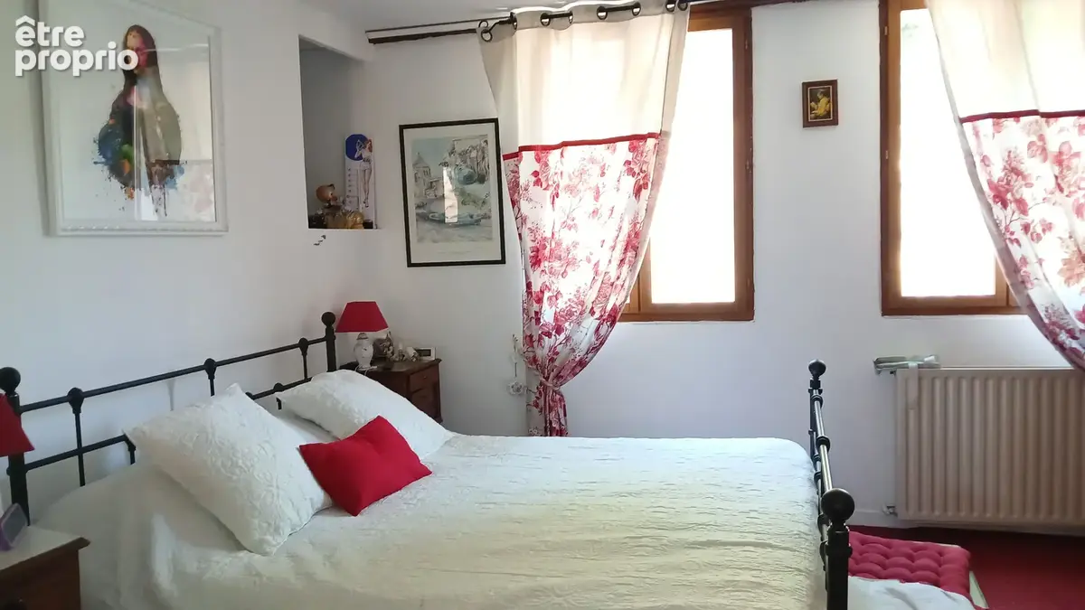 Maison 5 pièces 110 m² à vendre à Aubeterre-Sur-Dronne (16390) - photo 7