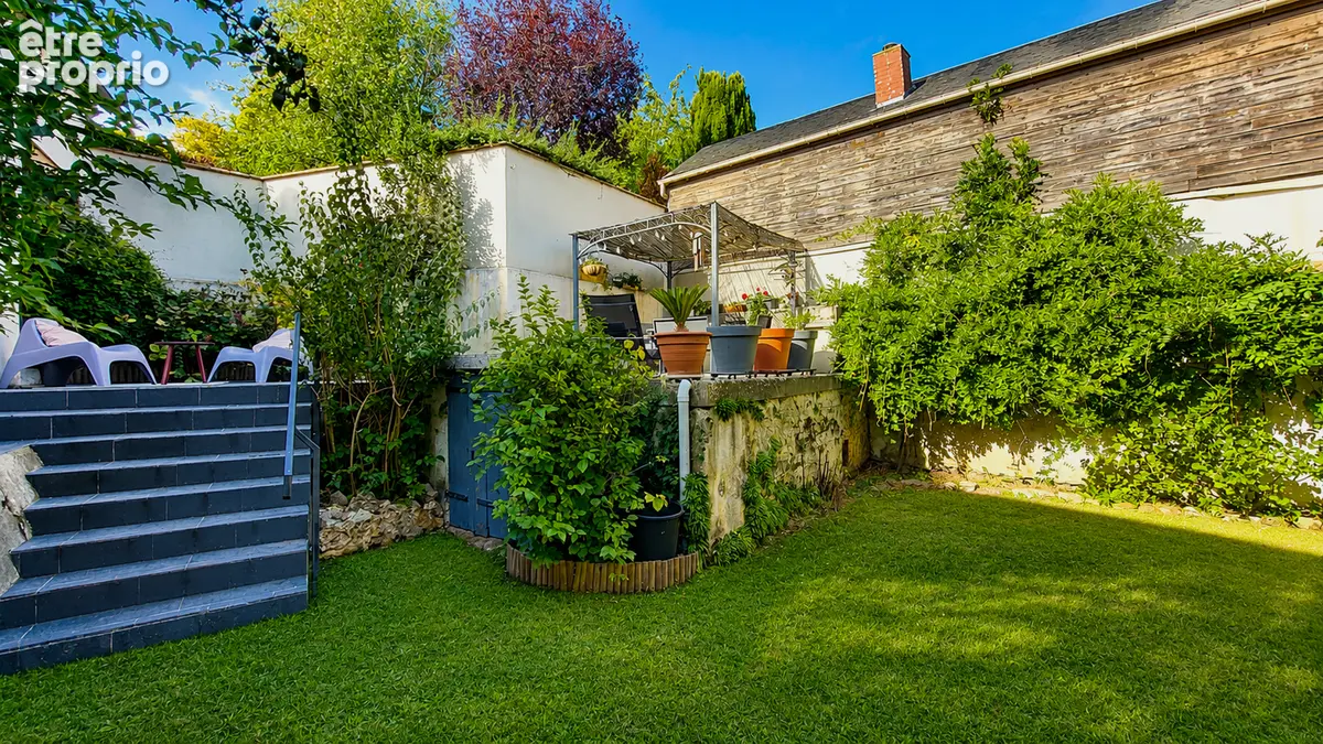 Maison ancienne 149 m² + dépendances - photo 16