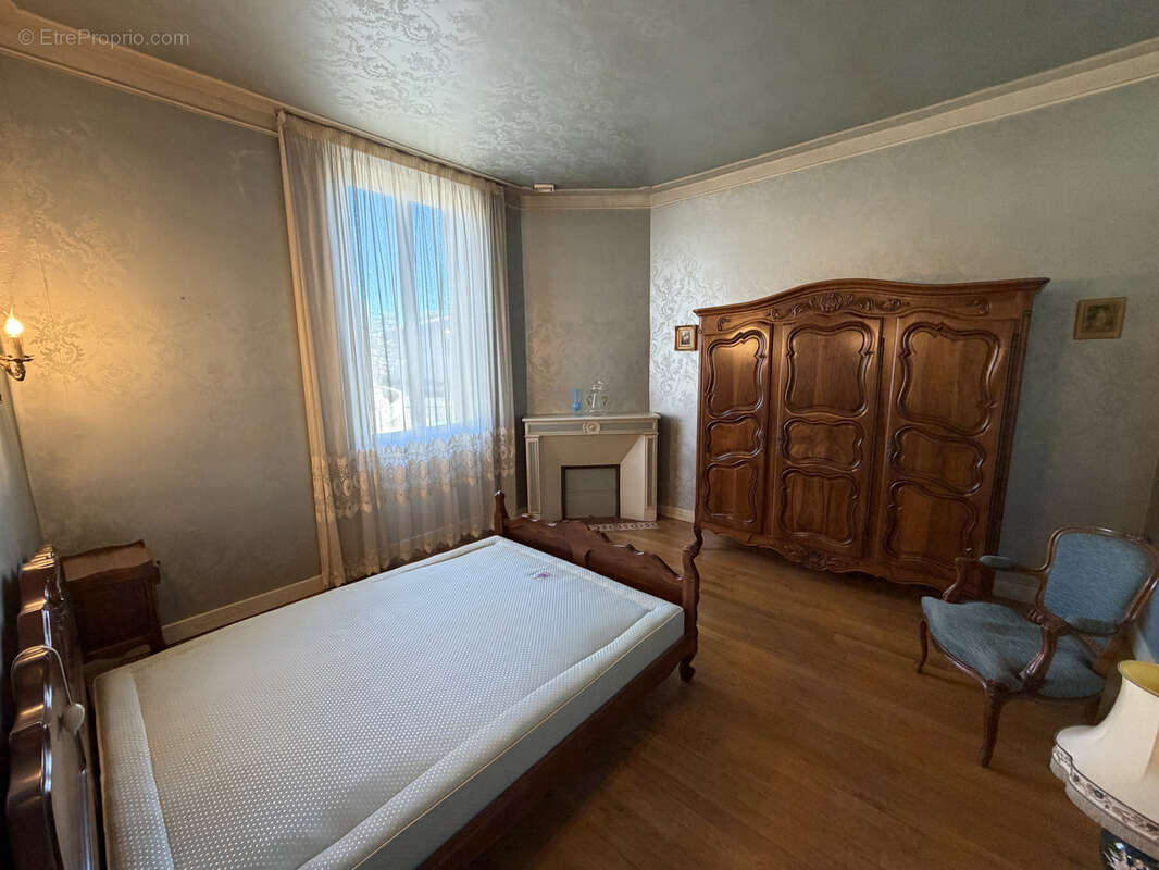 Maison à SAINT-JUERY