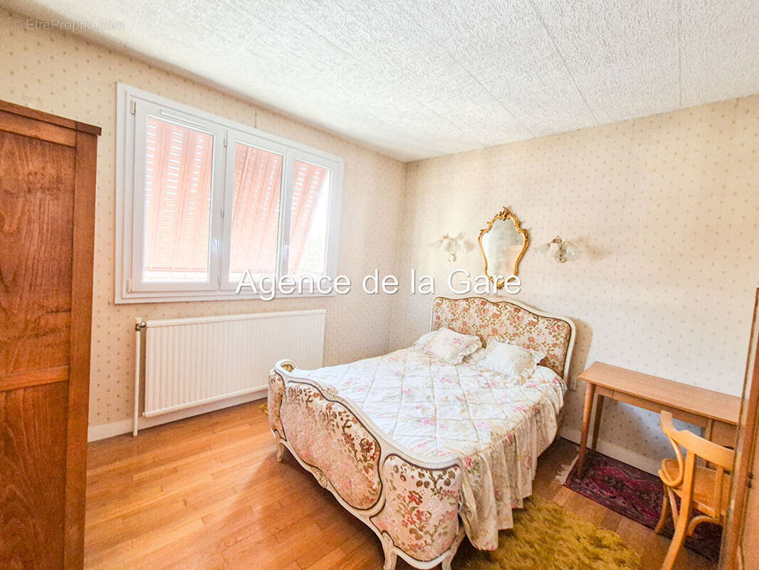 Maison à CARRIERES-SUR-SEINE