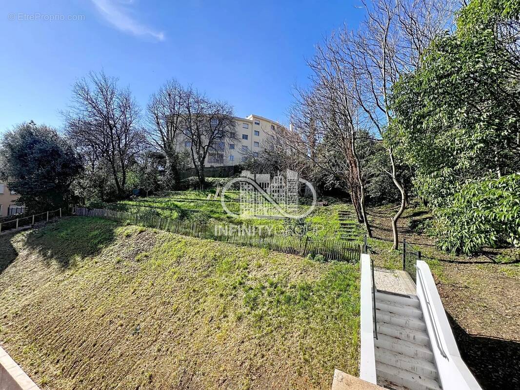 Appartement à CAGNES-SUR-MER