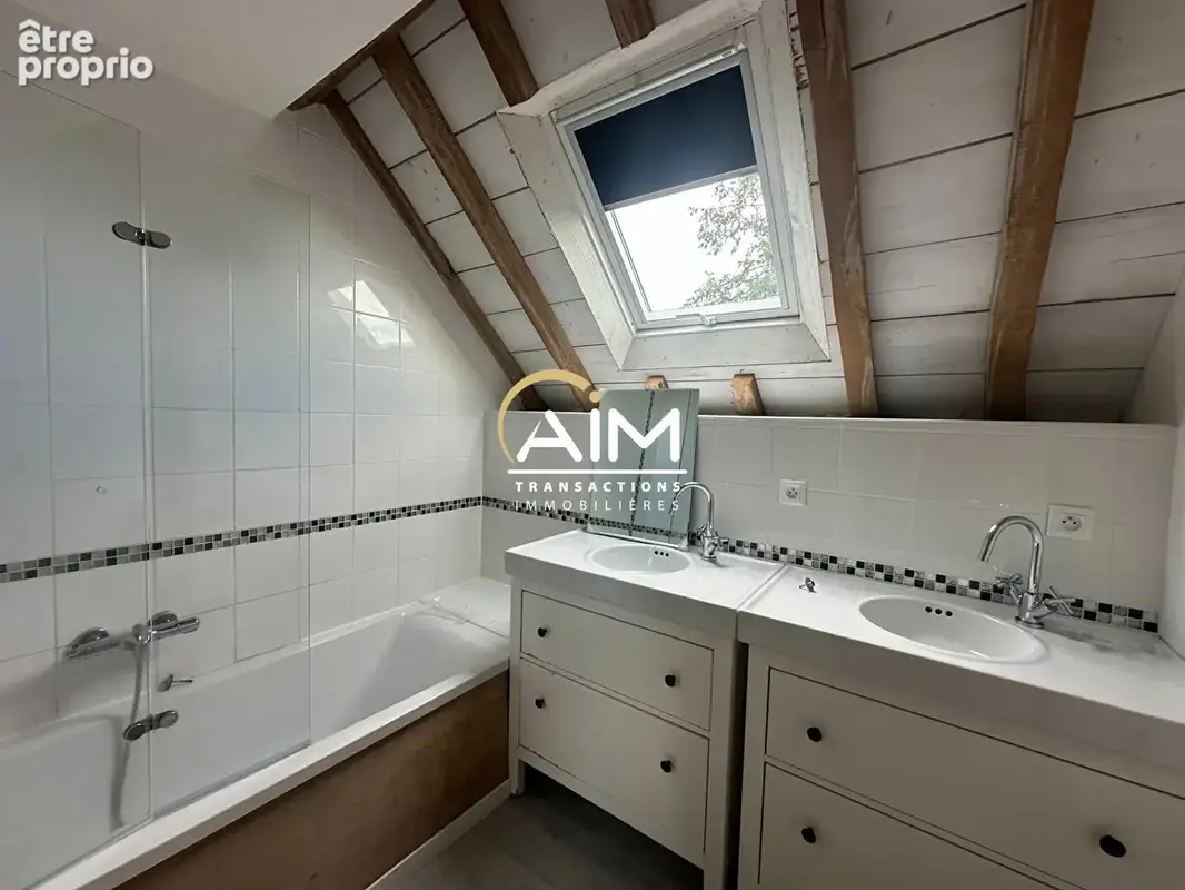 Maison de caractère 140 m² - Terrain 1820 m² - photo 9